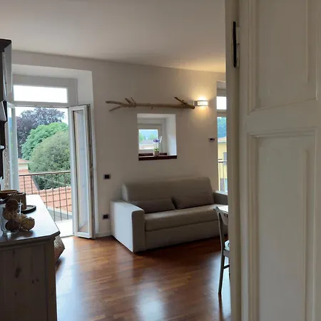 Casa Valeria تْشيرنوبيو