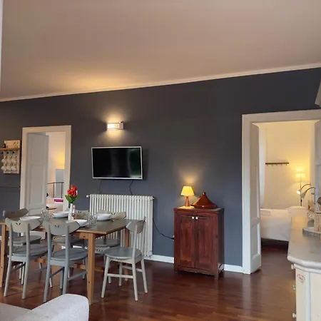 アパート Casa Valeria - A Due Passi Dal Traghetto *